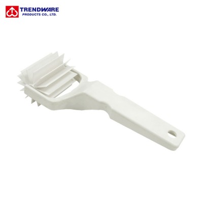 Professional Bakeware Tool PP Plastic Bear Claw Cutter Roller