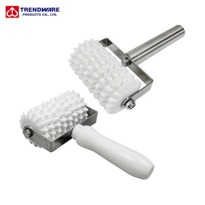 Plastic wheel Pastry Dough Roller Dockers