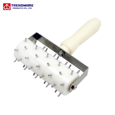 Heavy Duty Pizza Tool Full-size Roller Docker with Plastic Handle